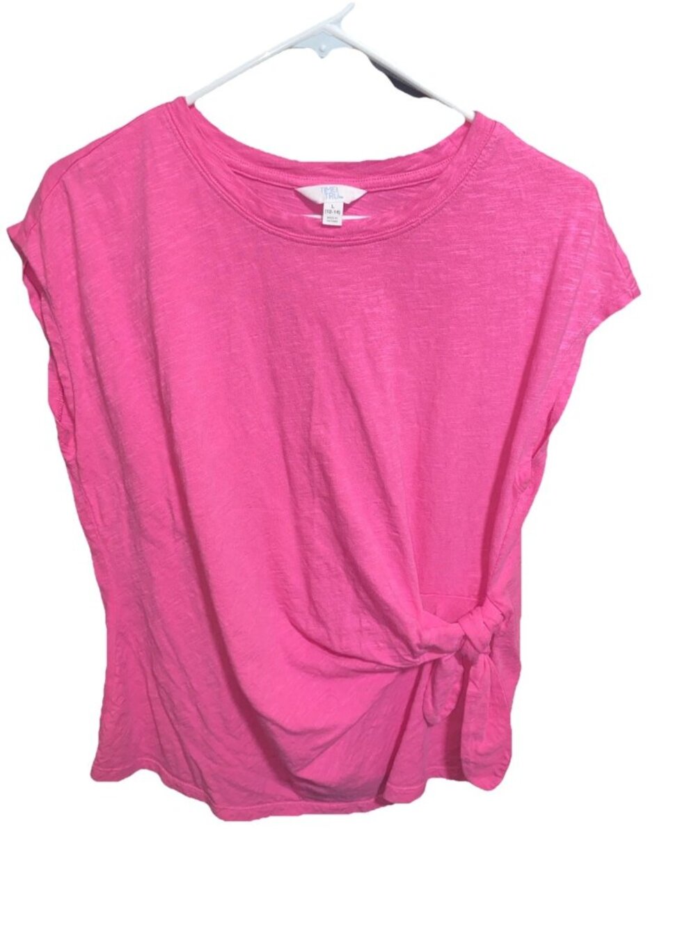 Woman’s Raspberry Pink Sleeveless Shirt With A Knotted Side  Size LARGE